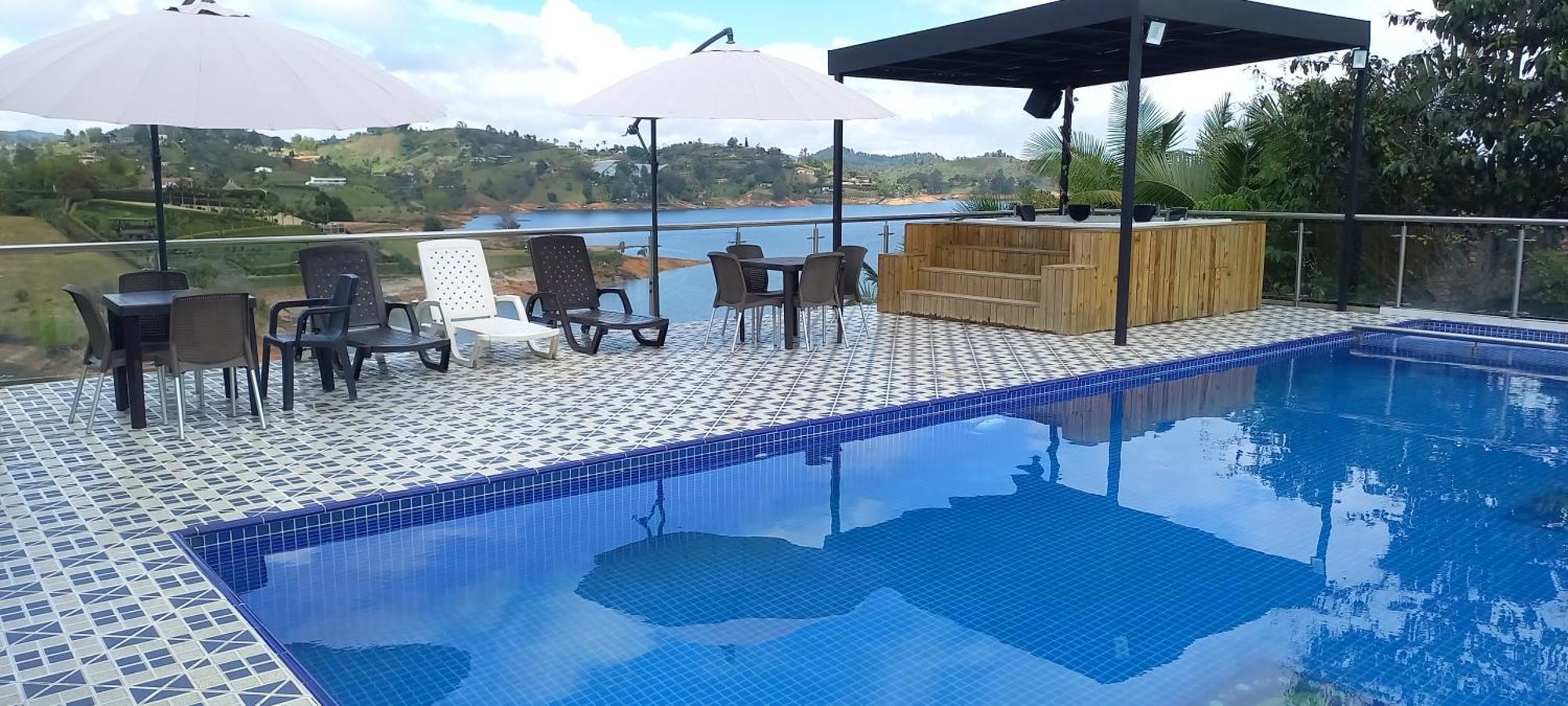 Hotel Mirador Cielo Blue El Penol  Екстериор снимка